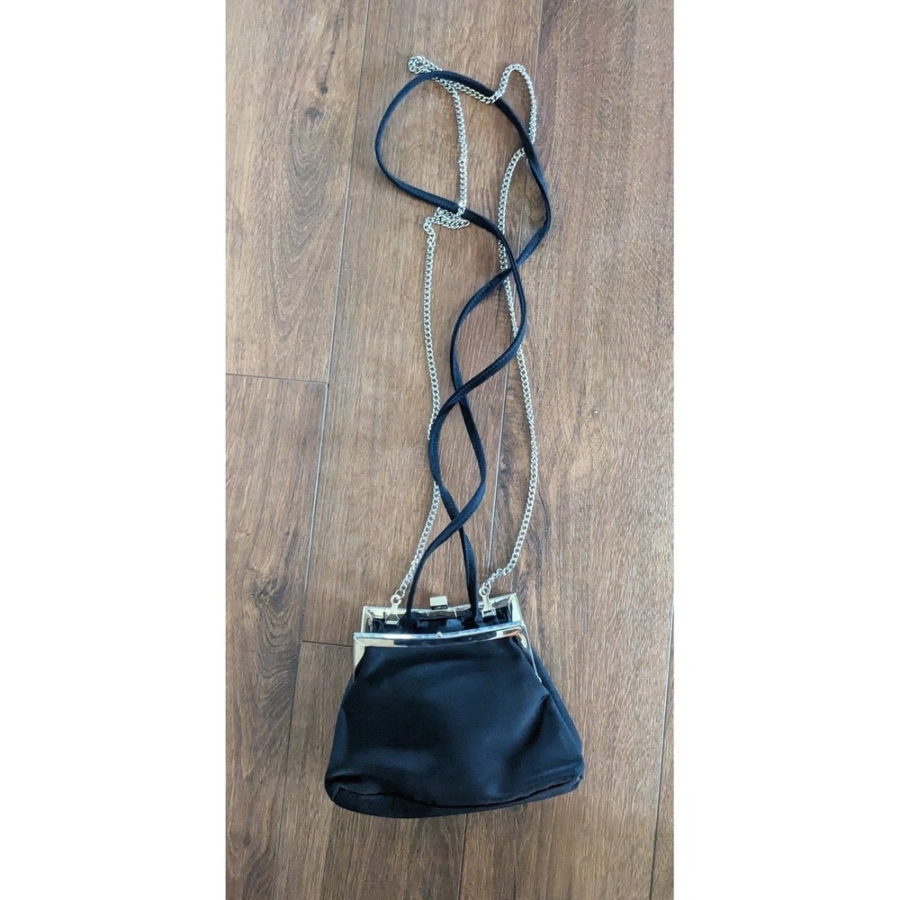 Small black clasp purse with strap options - Picture 2 of 5